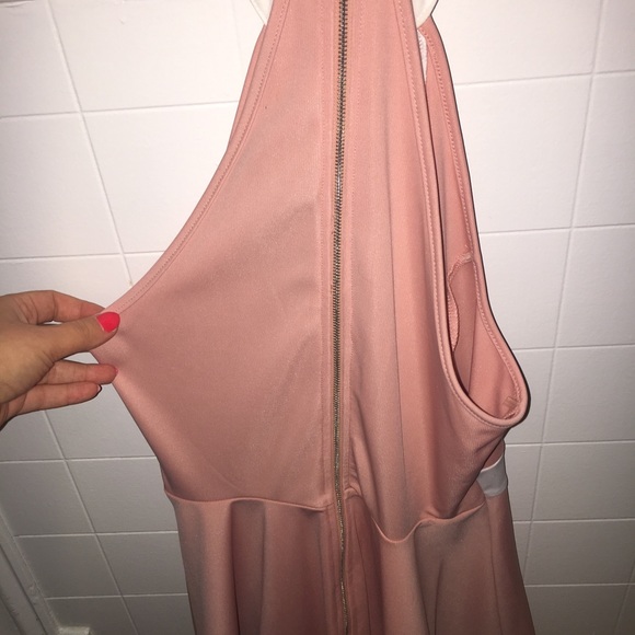 Mauve Dress (Perfect for Graduation) - Picture 4 of 4